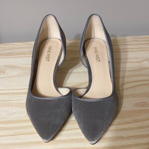 NIB Nine West Gray velvet d’orsay Heels